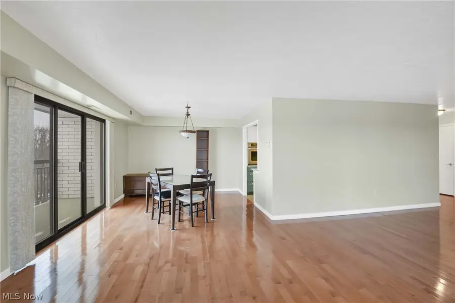 12550 Lake Avenue #805, Lakewood, OH 44107 - #2