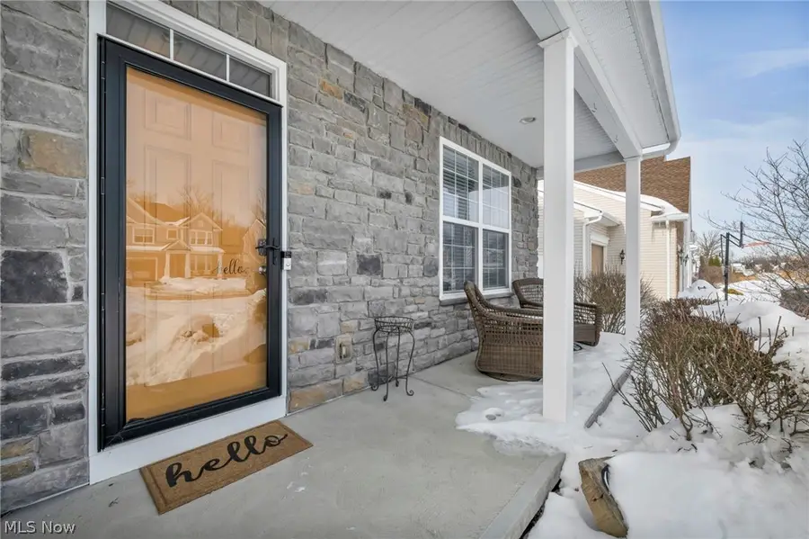 9048 Shady Elm Lane, Olmsted, OH 44138 - #3