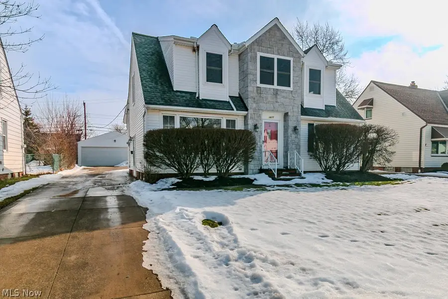 1677 Hawthorne Drive, Cleveland, OH 44124 - #2