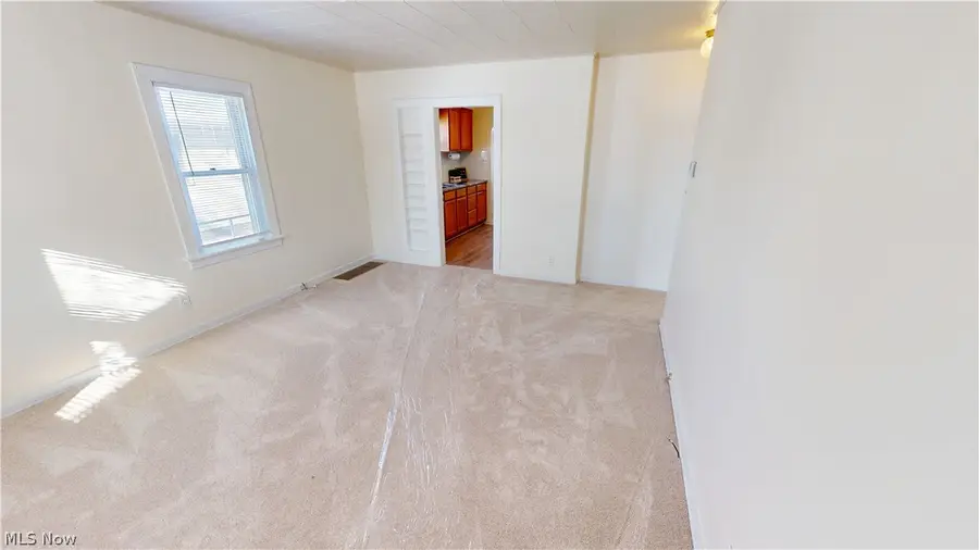 945 Minota Avenue, Akron, OH 44306 - Image #2