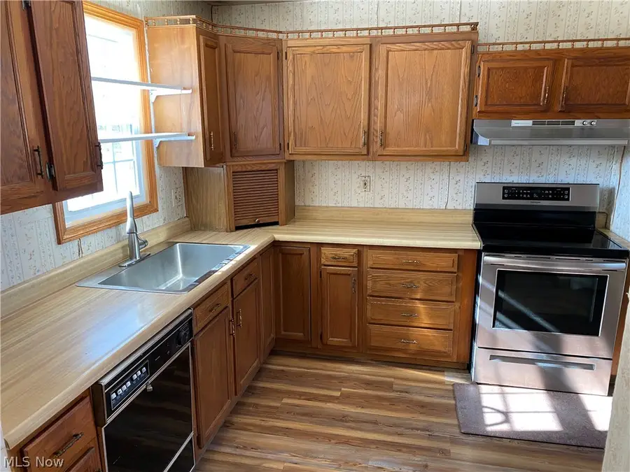 16870 Avon Belden Road, Grafton, OH 44044 - #2