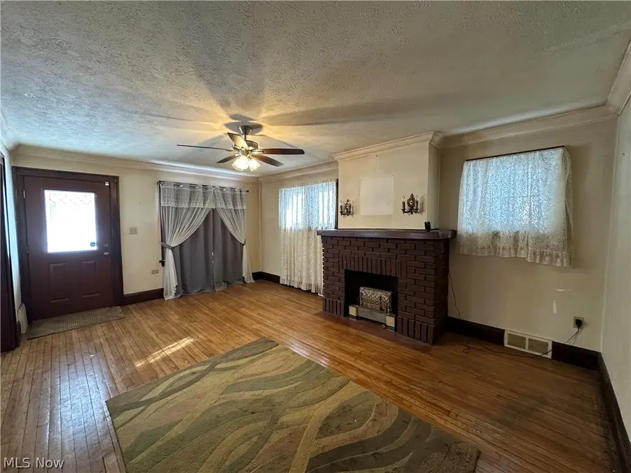 4874 E 95th Street, Garfield Heights, OH 44125 - #2