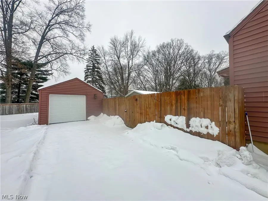 1575 Maplewood Ne Street, Warren, OH 44483 - #2