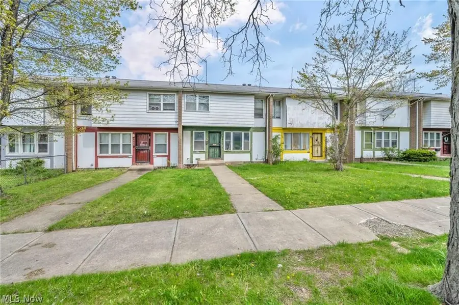 9409 Manor Avenue, Cleveland, OH 44104 - #2