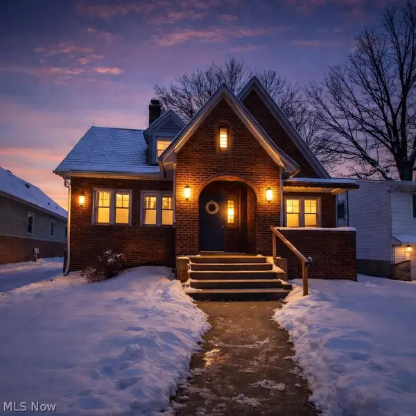 654 Moreley Avenue, Akron, OH 44320