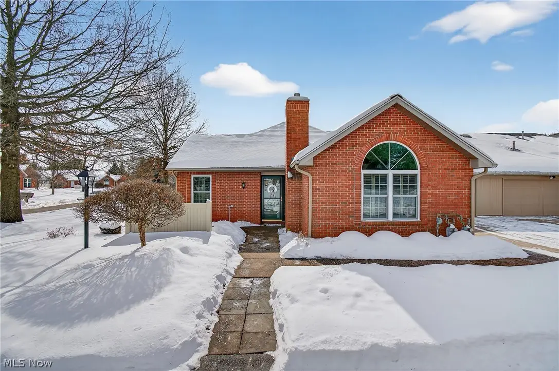 161 Beau Chemin Avenue, Louisville, OH 44641 - #1