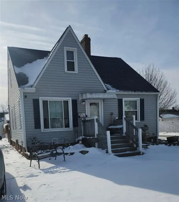 2717 Tuxedo Avenue, Parma, OH 44134