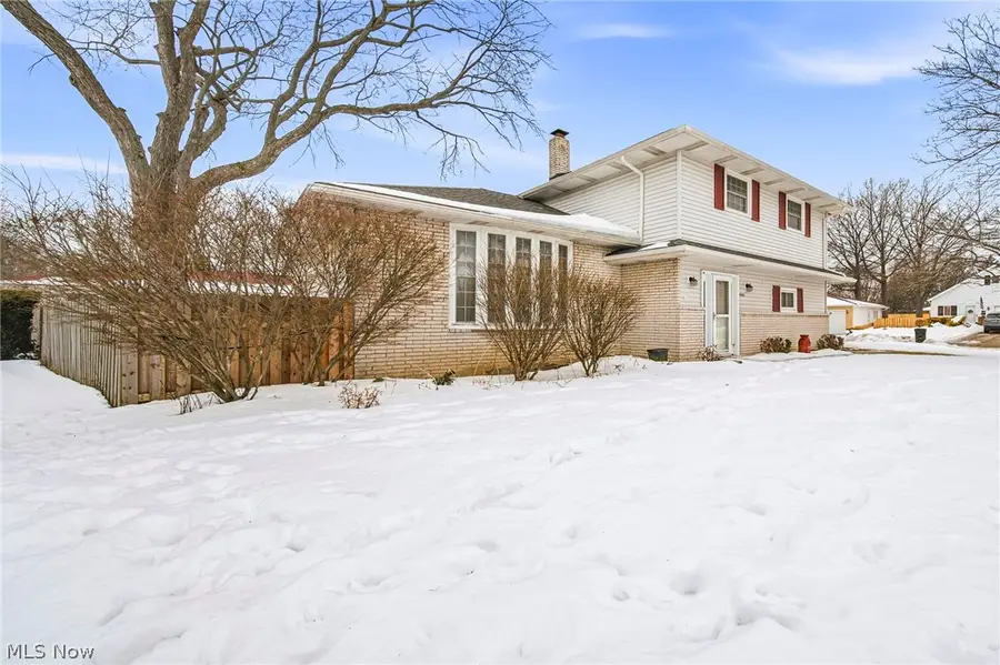 30302 Overlook Drive, Wickliffe, OH 44092 - #3