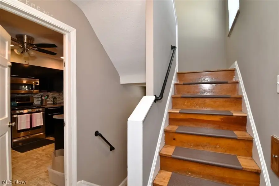 4319 W 56th Street, Cleveland, OH 44144 - #3