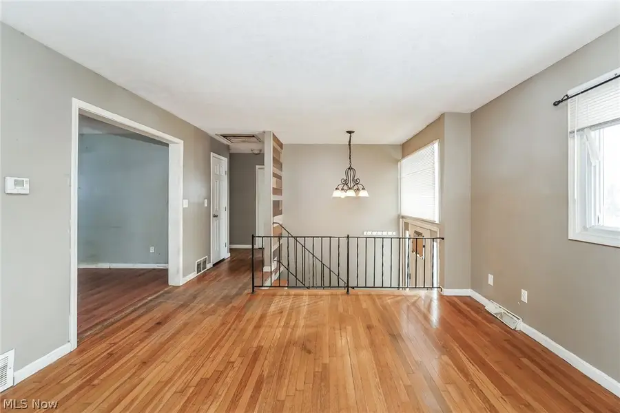 1604 W 23rd Street, Lorain, OH 44052 - #3