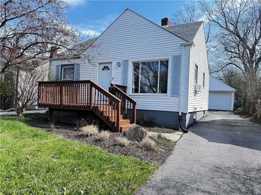 541 Helper Drive, Bedford, OH 44146 - #3