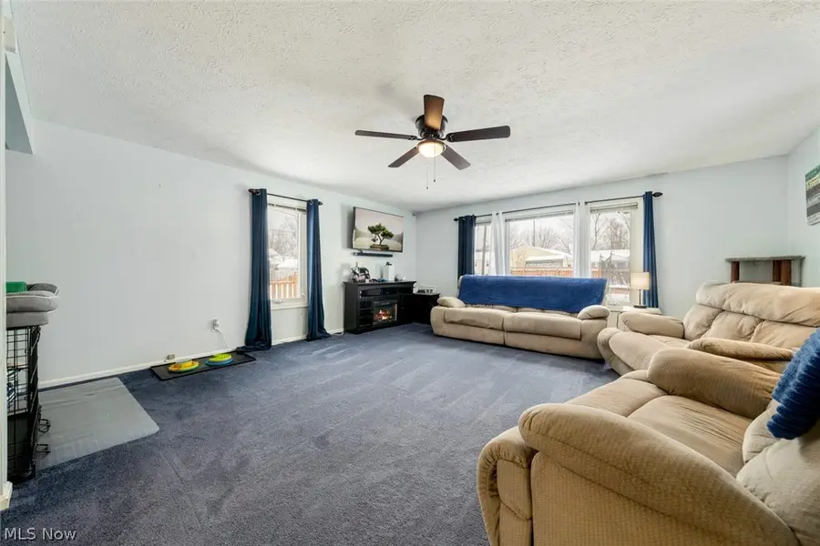 1727 W 41st Street, Lorain, OH 44053 - #2