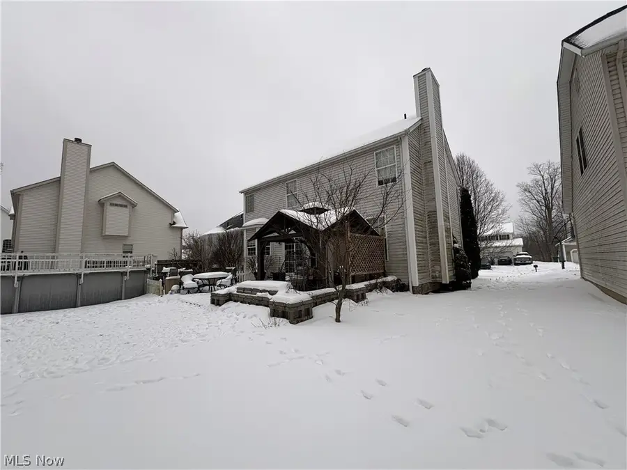 3313 Crown Pointe Drive, Stow, OH 44224 - #2