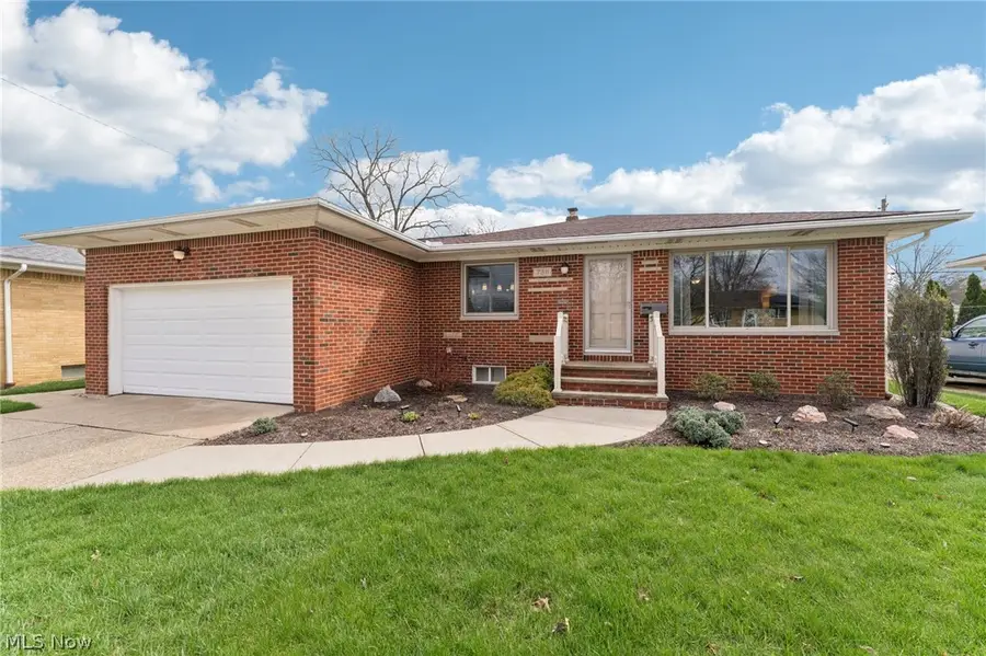 7311 Beresford Avenue, Parma, OH 44130 - #2