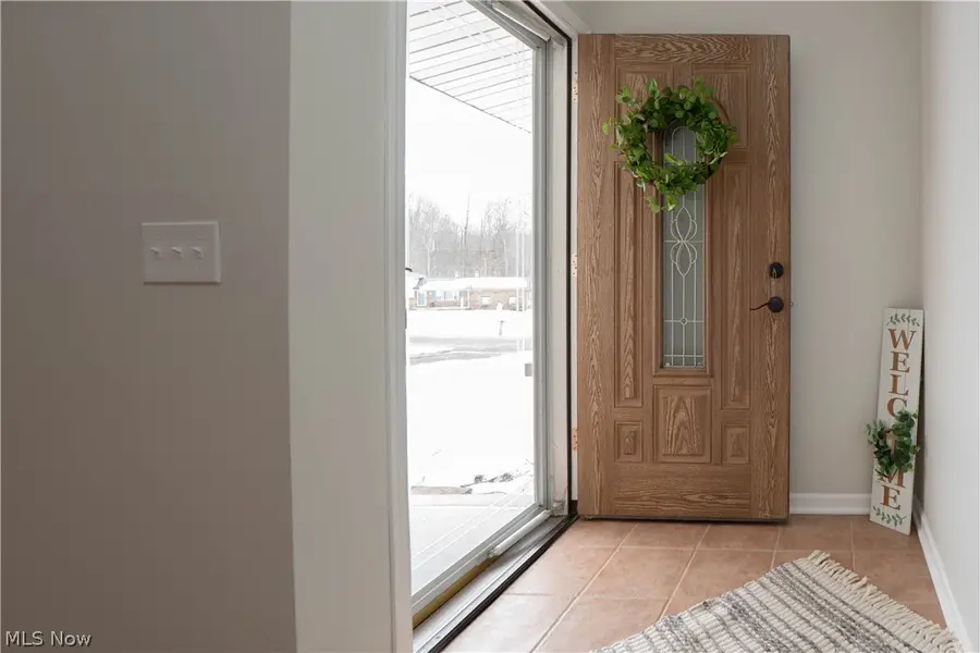 8541 E Wadora Nw Circle, North Canton, OH 44720 - #2