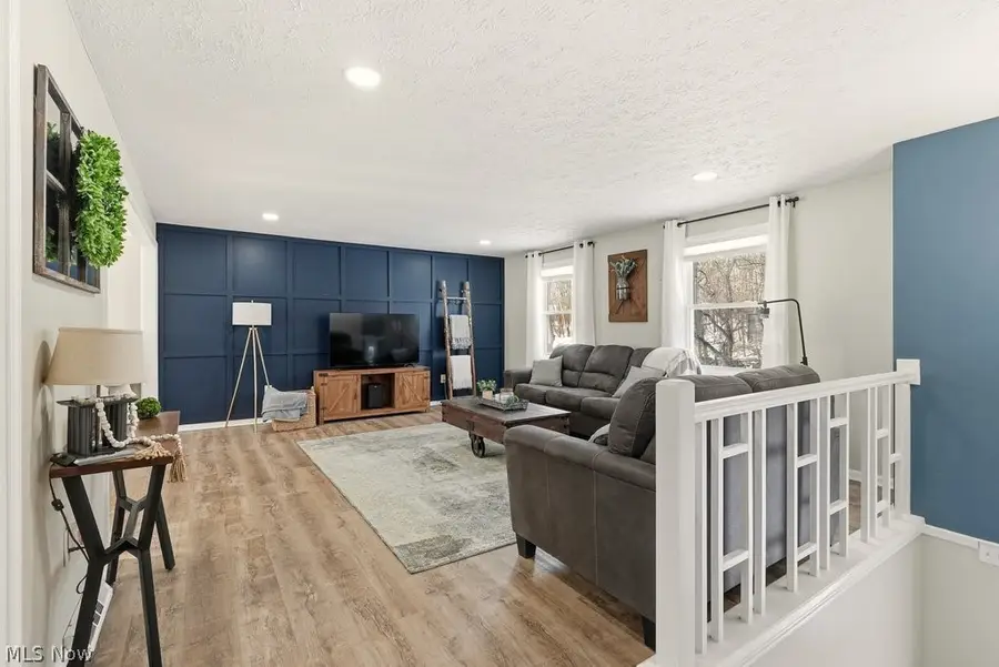 946 Norwich Nw Avenue, Massillon, OH 44646 - #3