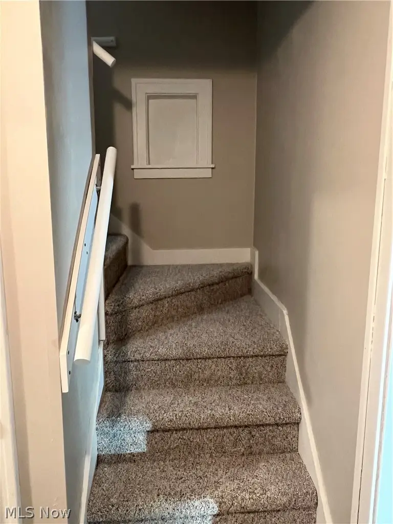 1040 Windermere Drive, Willoughby, OH 44094 - #3