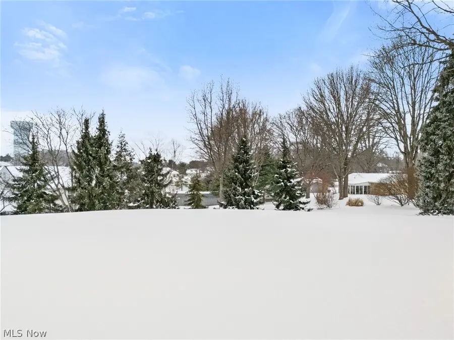 5909 Royal Hill Ne Circle, Canton, OH 44721 - #3