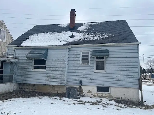 1726 Coventry Street, Akron, OH 44301 - #3