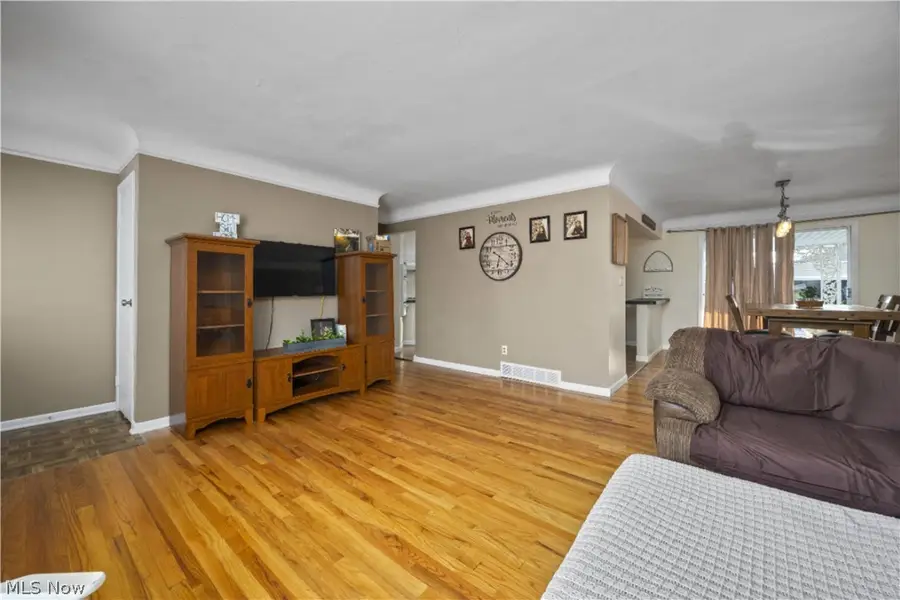 6888 Reid Drive, Parma Heights, OH 44130 - #3