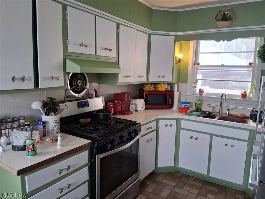 2516 Weir, Warren, OH 44483 - #2