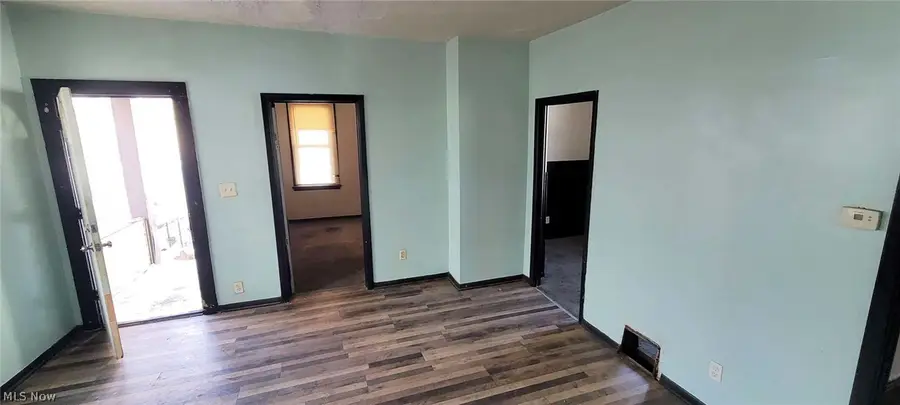 3219 W 33rd Street, Cleveland, OH 44109 - #3