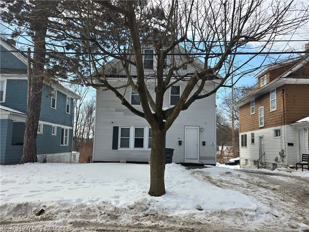 1268 Pondview Avenue, Akron, OH 44305 - #1