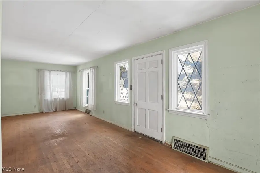 37603 Jordan Drive, Willoughby, OH 44094 - #3