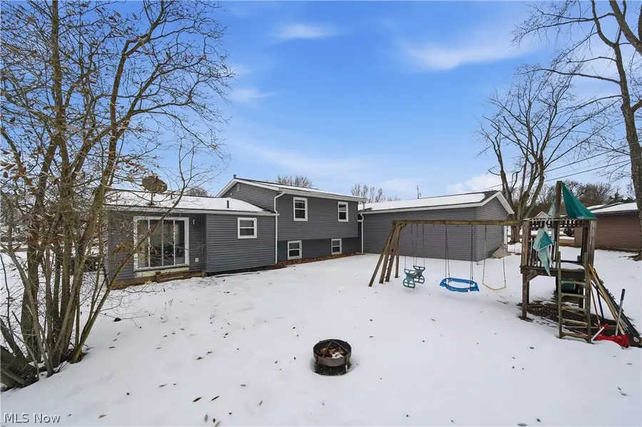 8060 Garnet Ne Avenue, Canton, OH 44721 - #3