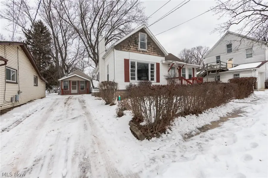 209 Dodge Street, Kent, OH 44240 - #3