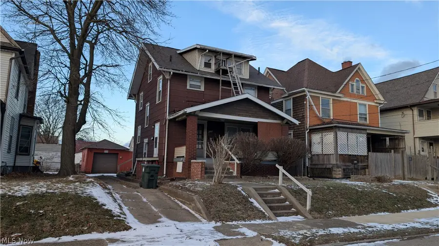 2901 7th Nw Street, Canton, OH 44708 - #2