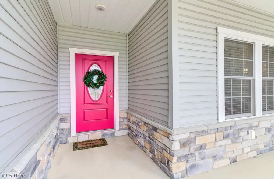 9937 Southwyck Nw Avenue, North Canton, OH 44720 - #3