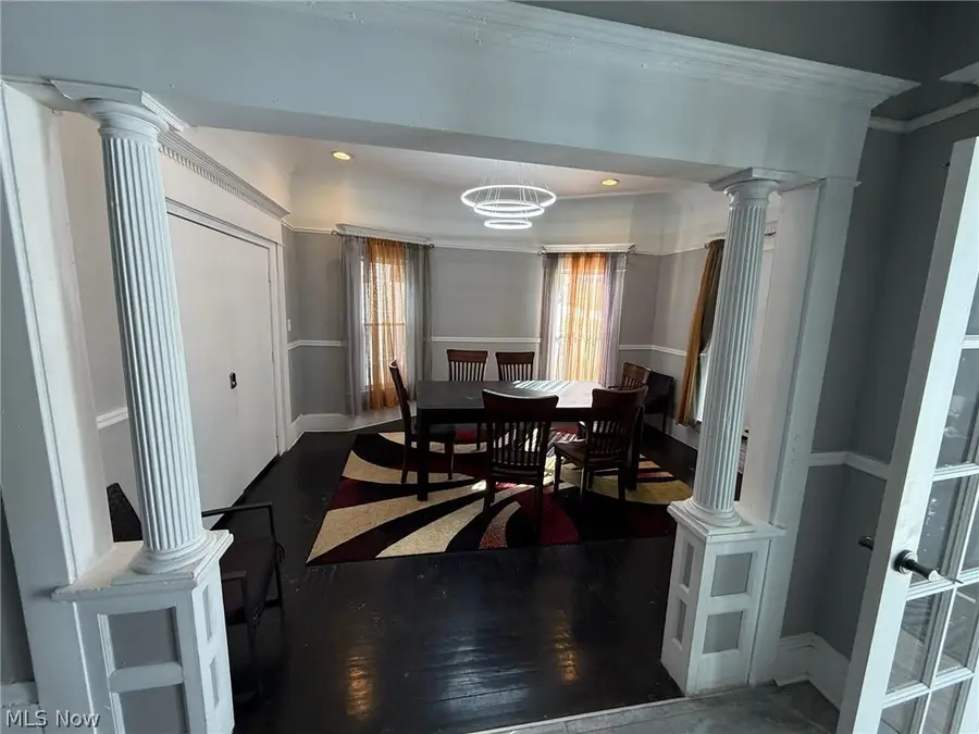 1827 Idlewood Avenue, East Cleveland, OH 44112 - #3