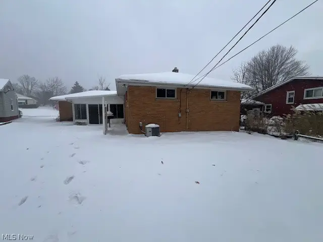 4440 Hillcroft Drive, Warrensville Heights, OH 44128 - #2