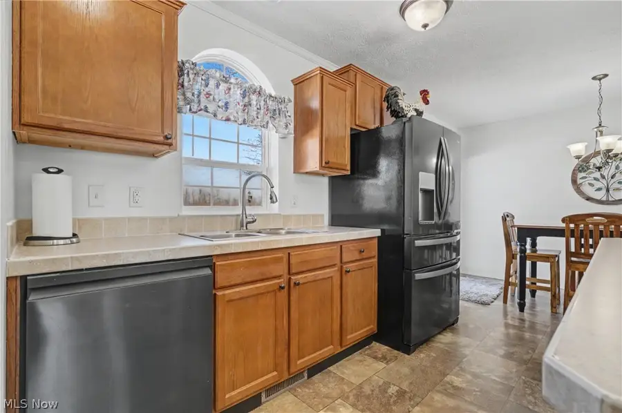 7001 Marble Ne Road, Kensington, OH 44427 - #2