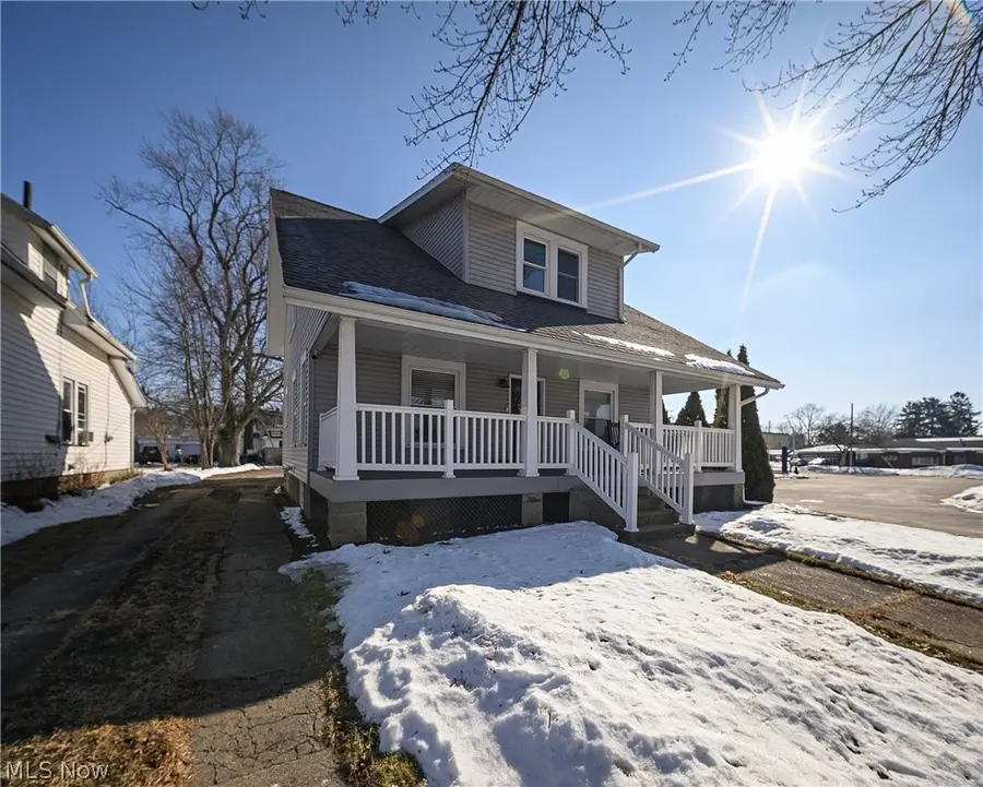 1203 4th Nw Street, New Philadelphia, OH 44663 - #2