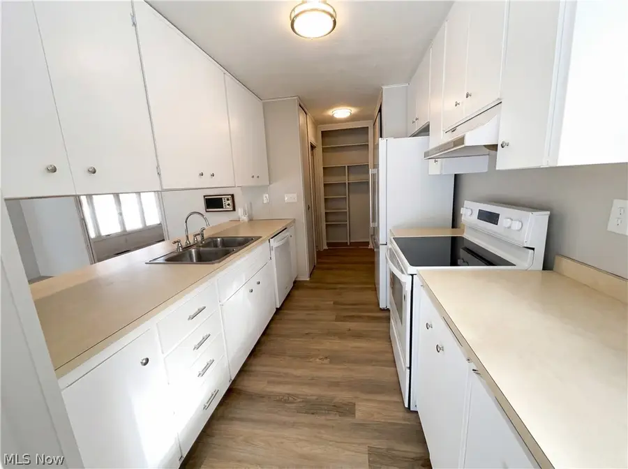 5896 Mills Creek Lane, North Ridgeville, OH 44039 - #2