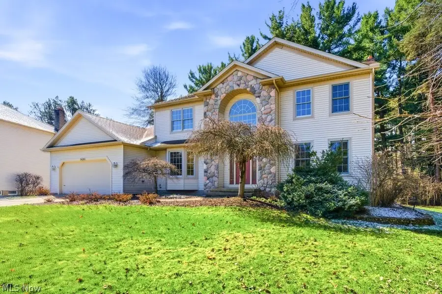 34390 Appleview Way, Solon, OH 44139 - #2