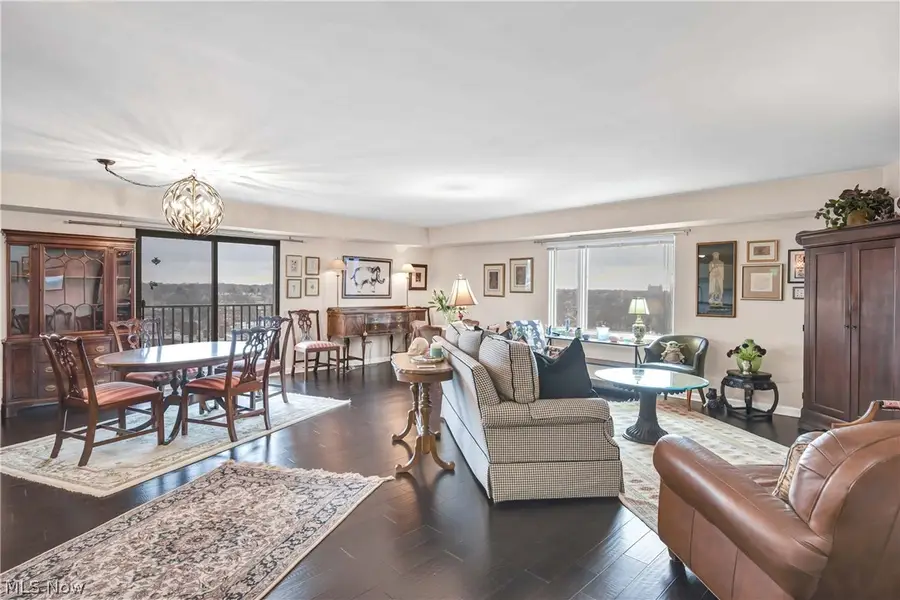 12500 Edgewater Drive #1202, Lakewood, OH 44107 - #3