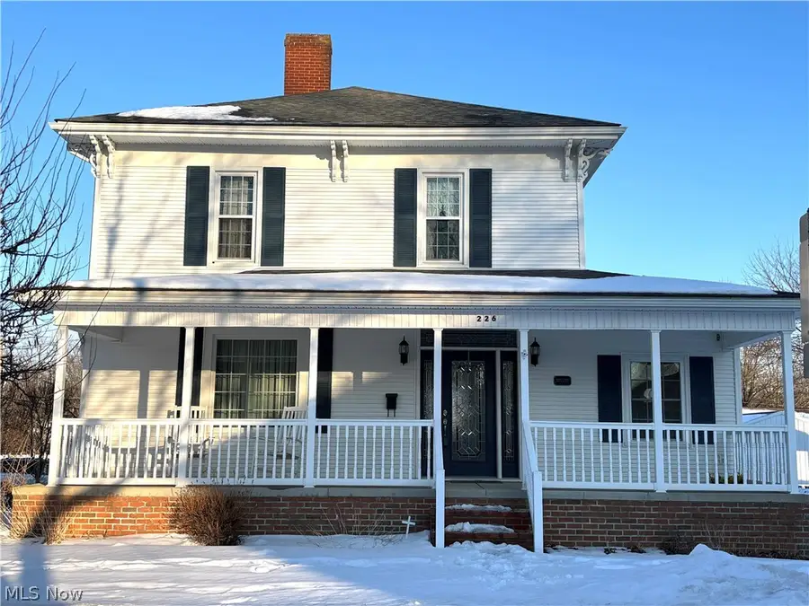 226 S Elm Street, Columbiana, OH 44408 - #2
