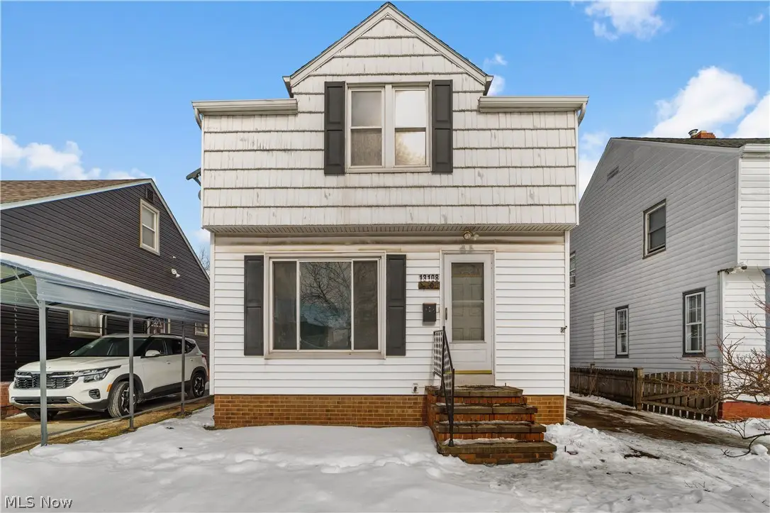 13108 Saint James Avenue, Cleveland, OH 44135 - #1
