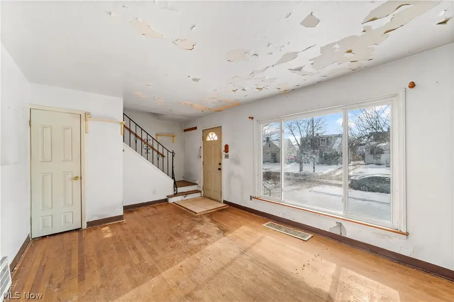 13108 Saint James Avenue, Cleveland, OH 44135 - #3