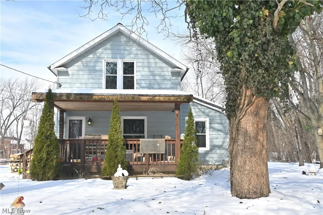 1727 E 49th Street, Ashtabula, OH 44004 - #1