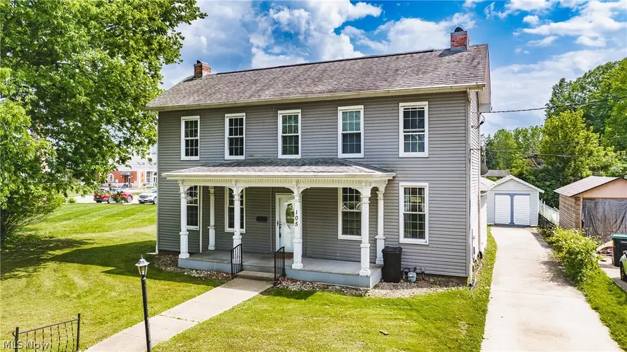 105 W 4 1/2 Street, Williamstown, WV 26187 - #2