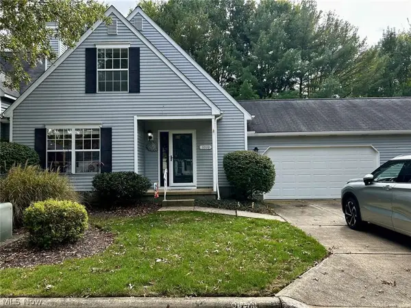 3370 Bristol Lane #2, Cuyahoga Falls, OH 44223