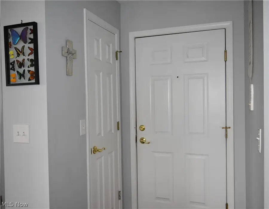 23004 Chandlers Lane #4-344, Olmsted Falls, OH 44138 - #3