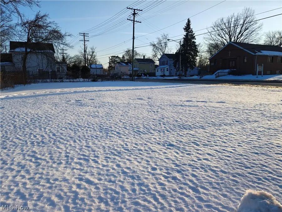 1120 W 43rd Street, Ashtabula, OH 44004 - #3