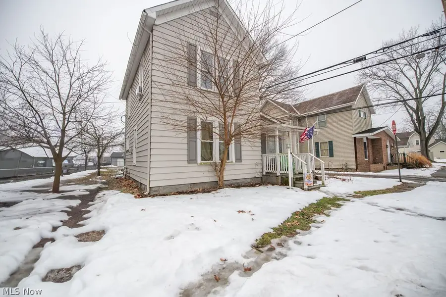 127 8th Ne Street, New Philadelphia, OH 44663 - #2