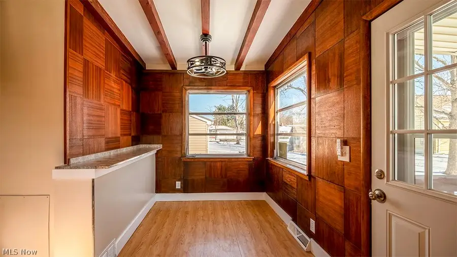 2134 Estabrook Nw Avenue, Warren, OH 44485 - #3