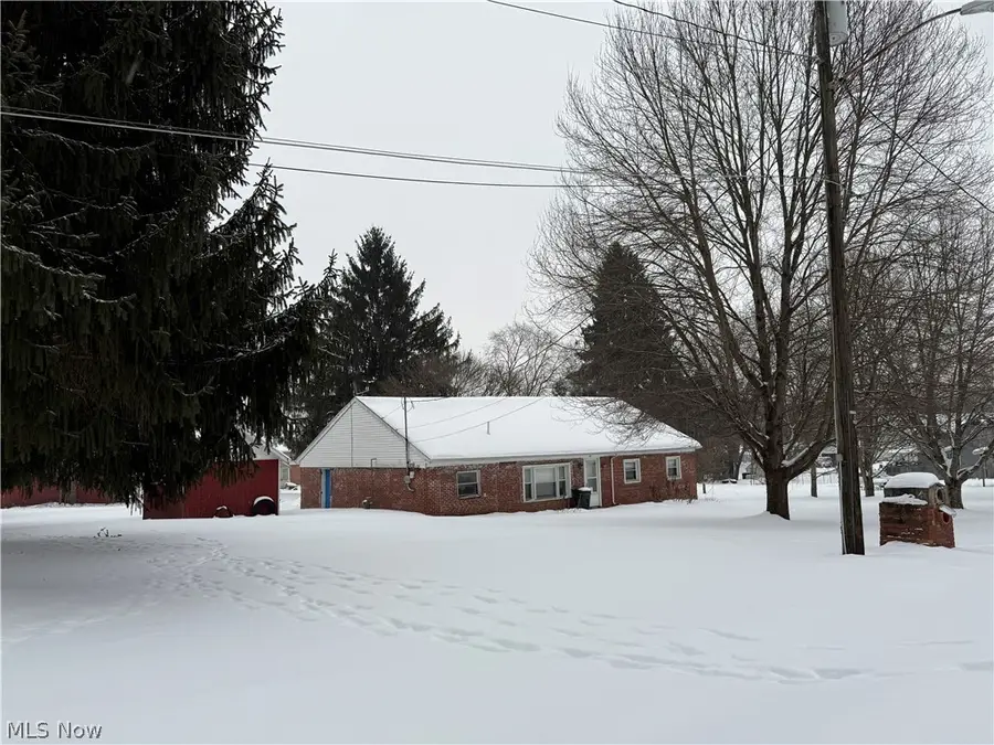 35 Center Street, Leetonia, OH 44431 - #3